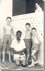 Bonifacio, mis hermanos, mi madre y yo